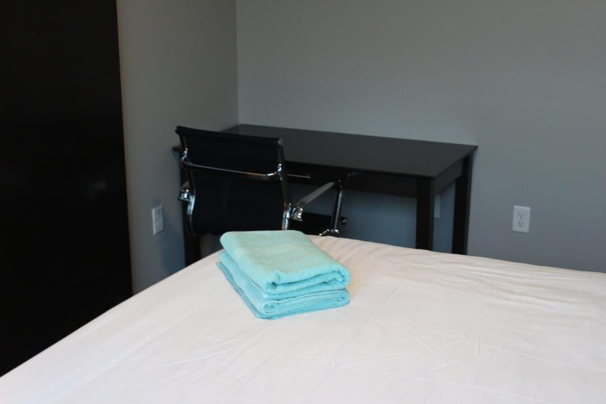 Spacious 2Br Suite Plus Patio Near Iowa State Ames Ngoại thất bức ảnh